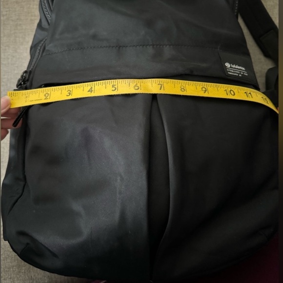 Lululemon Everyday backpack black - Picture 8 of 10